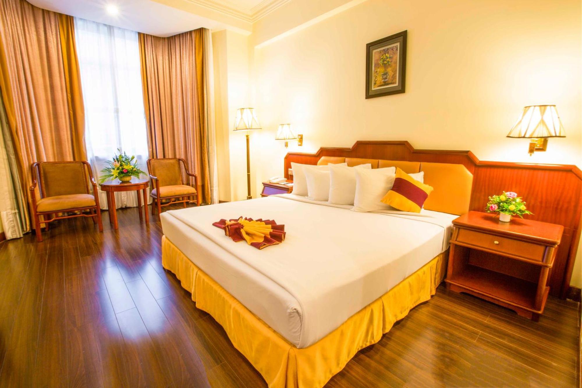 Phnom Penh Hotel Экстерьер фото